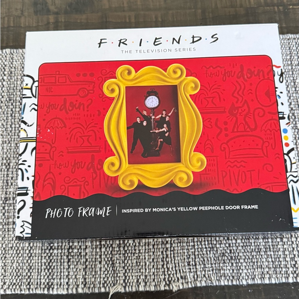 Friends The Television Series Monica's Yellow Peephole Door Photo Frame.